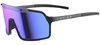 Bot 3 - Medium, Black Adapta, IRID X-10